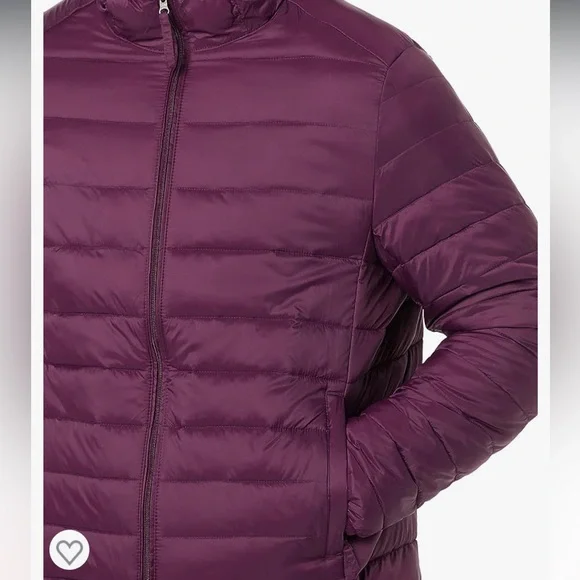 Amazon Essentials Hooded Puffer Jacket - Picture 3 of 6